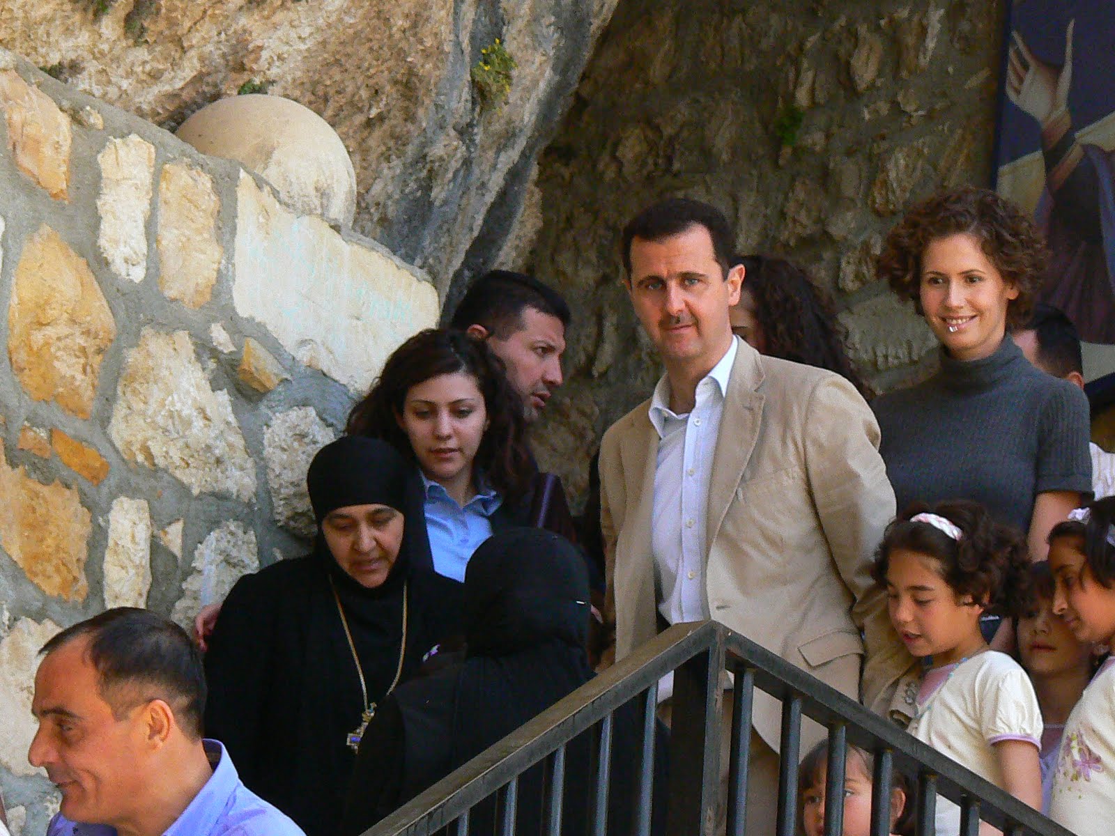 [21.+Presedintele+Bashar+cu+sotia.JPG]