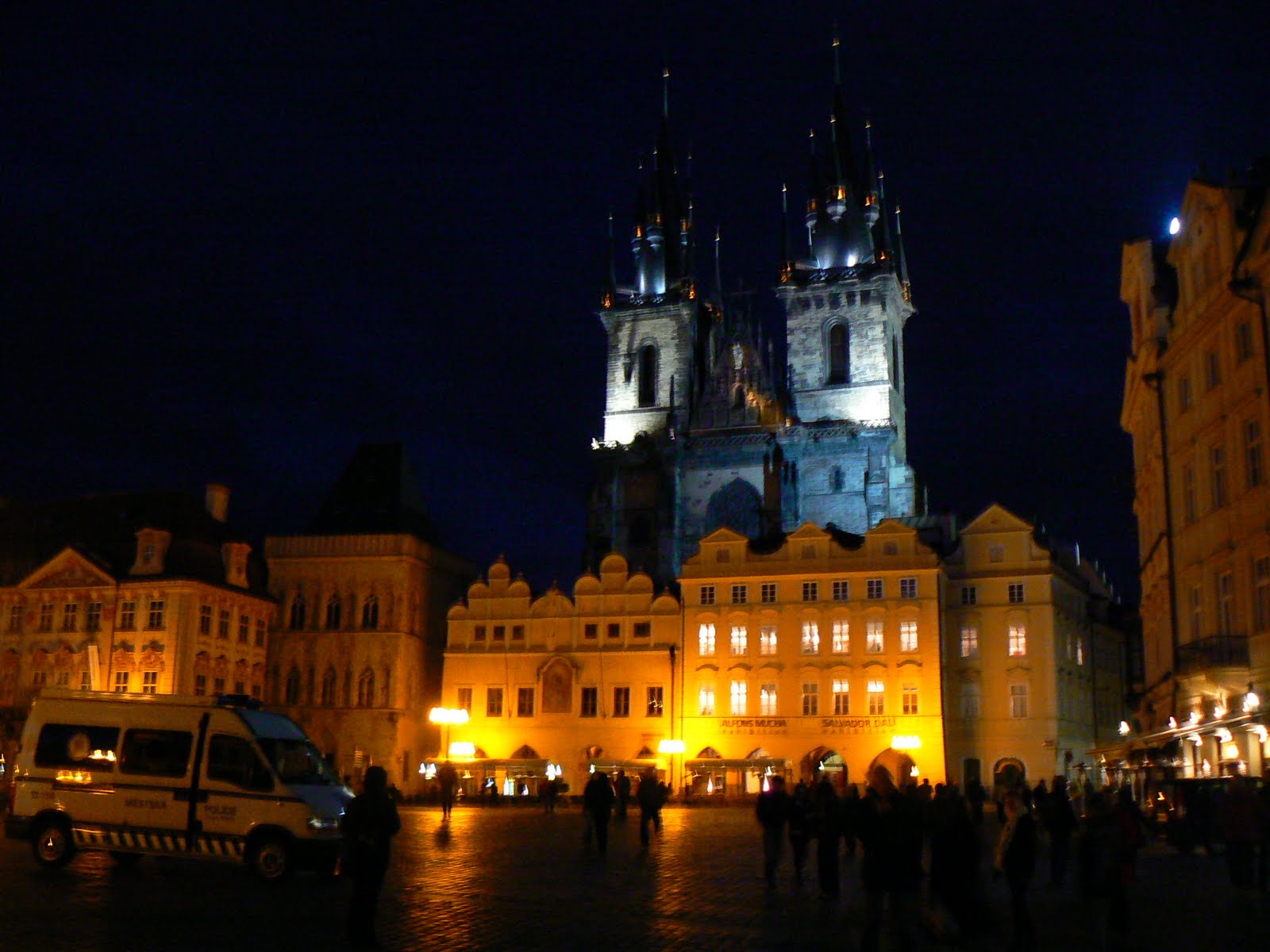 Weekend la Praga Cehia, Organizeazati calatoria, Weekend la