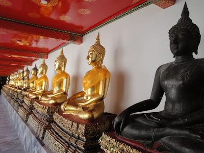 Imagine Bangkok: statui cu Buda