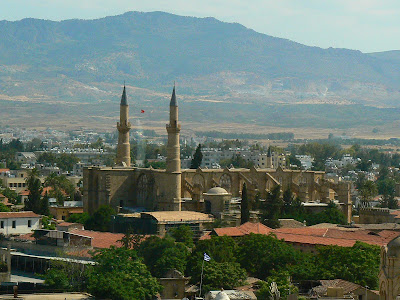 Obiective turistice Nicosia: Moscheea Selimye din Cipru turcesc