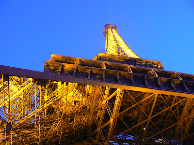 Imagini Franta: turnul Eiffel Paris