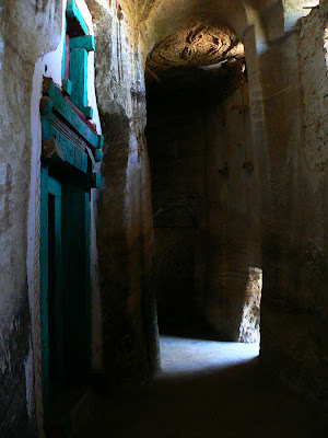 Imagini Etiopia: Abba Yohanni Tigray, biserica din pestera