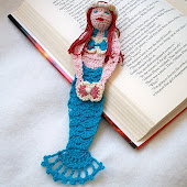 Mermaid Reading Character Crochet bookmark PDF Pattern