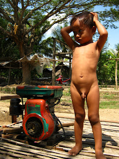 Naked boys and girls Naked boys and girls