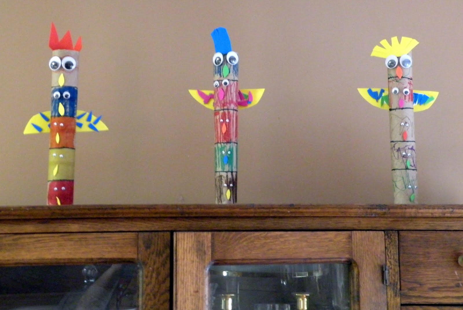 Totem pole symbols image