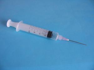 [200781-800px_syringe2_large.jpg]