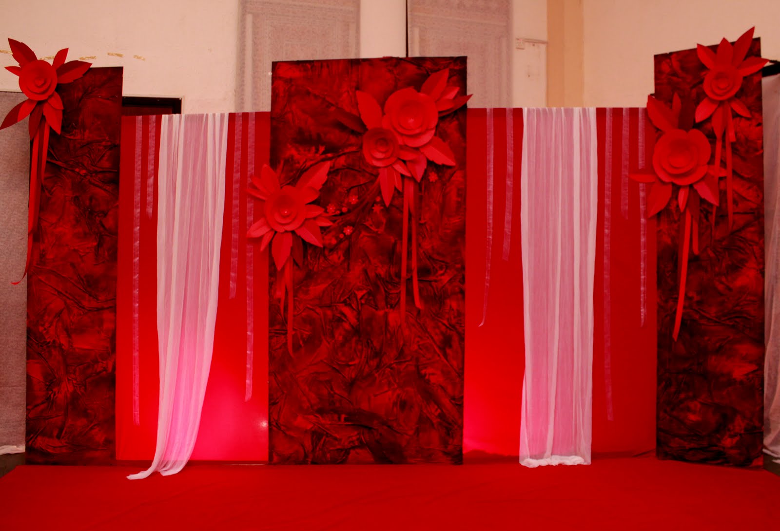 kurahaa Rappe RED N BLACK_Wedding Backdrop