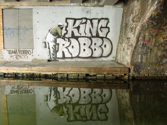 [king+robbojpg.jpg]