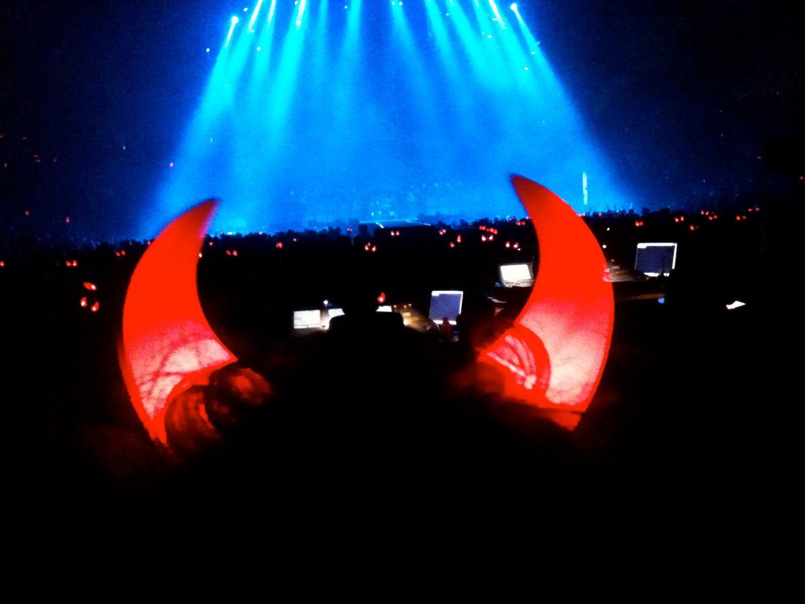 CAPTURE SCRATCH: AC/DC MGM Las Vegas