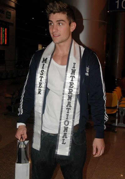 Mister international 2011-Ryan Terry