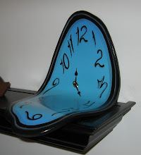 Molded Mantel Clock