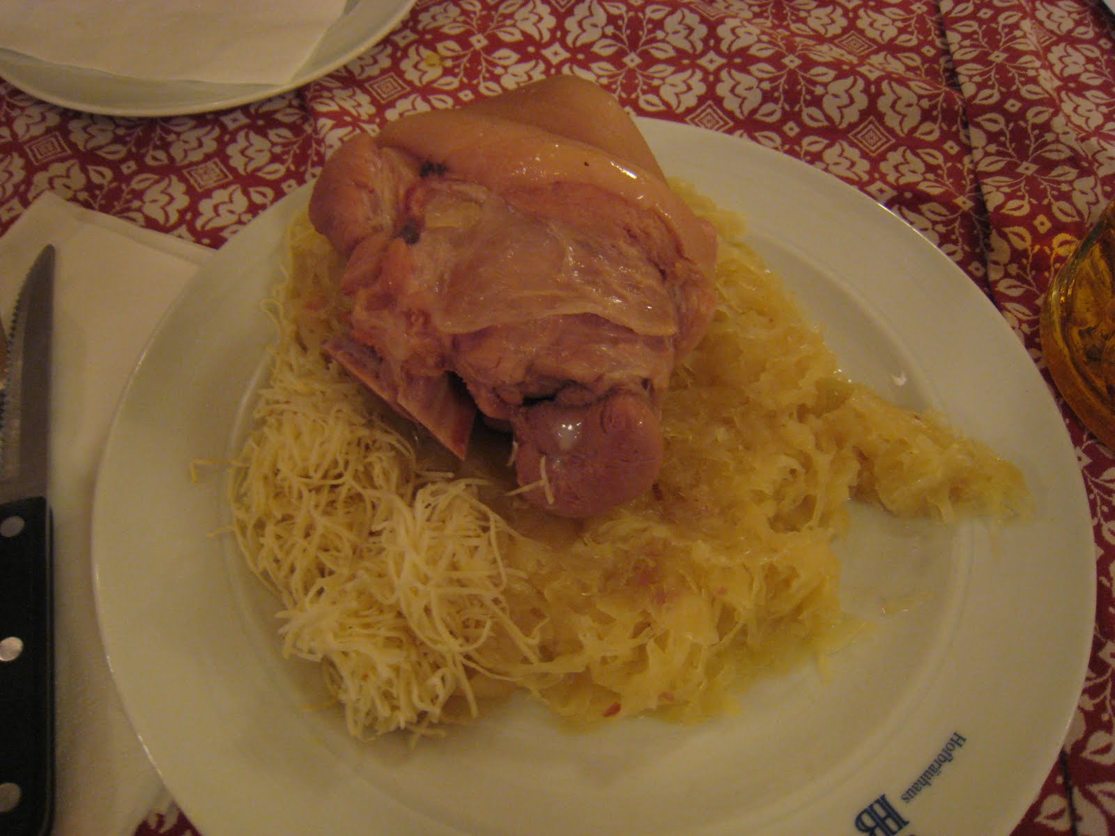 HoKat Food Blog: Hofbrauhaus (Munich)