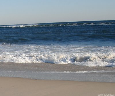 [hamptons-beach-nyc-3.jpg]