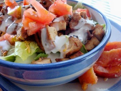 [grilled_chicken_tomato_salad_recipe.jpg]
