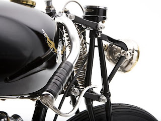 bullet_falcon_motorcycle_1920_llever_detail_sm.jpg