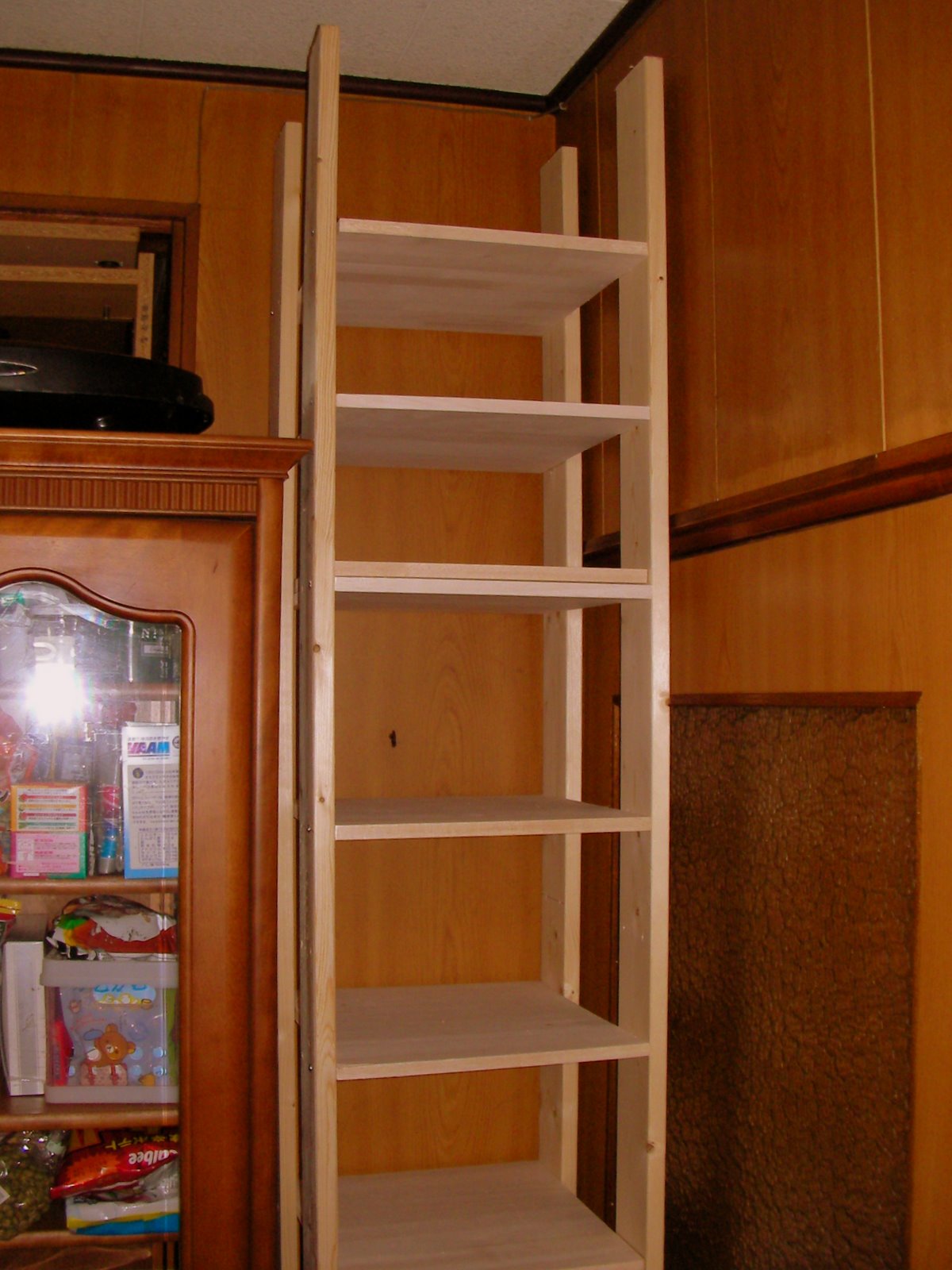 要町リフォーム日記 1x4材で整理棚
