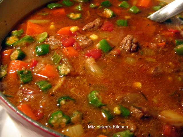 Whats For Dinner Next Week: Vegetable Beef Soup at Miz Helen's Country Cottage