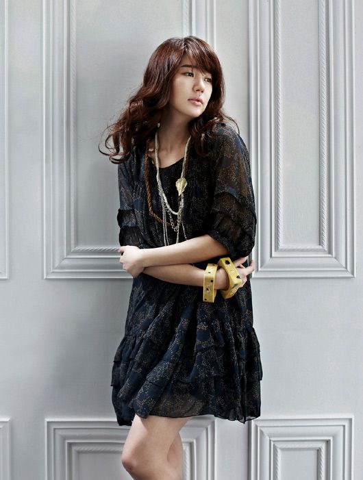 [yoon-eun-hye-8.jpg]