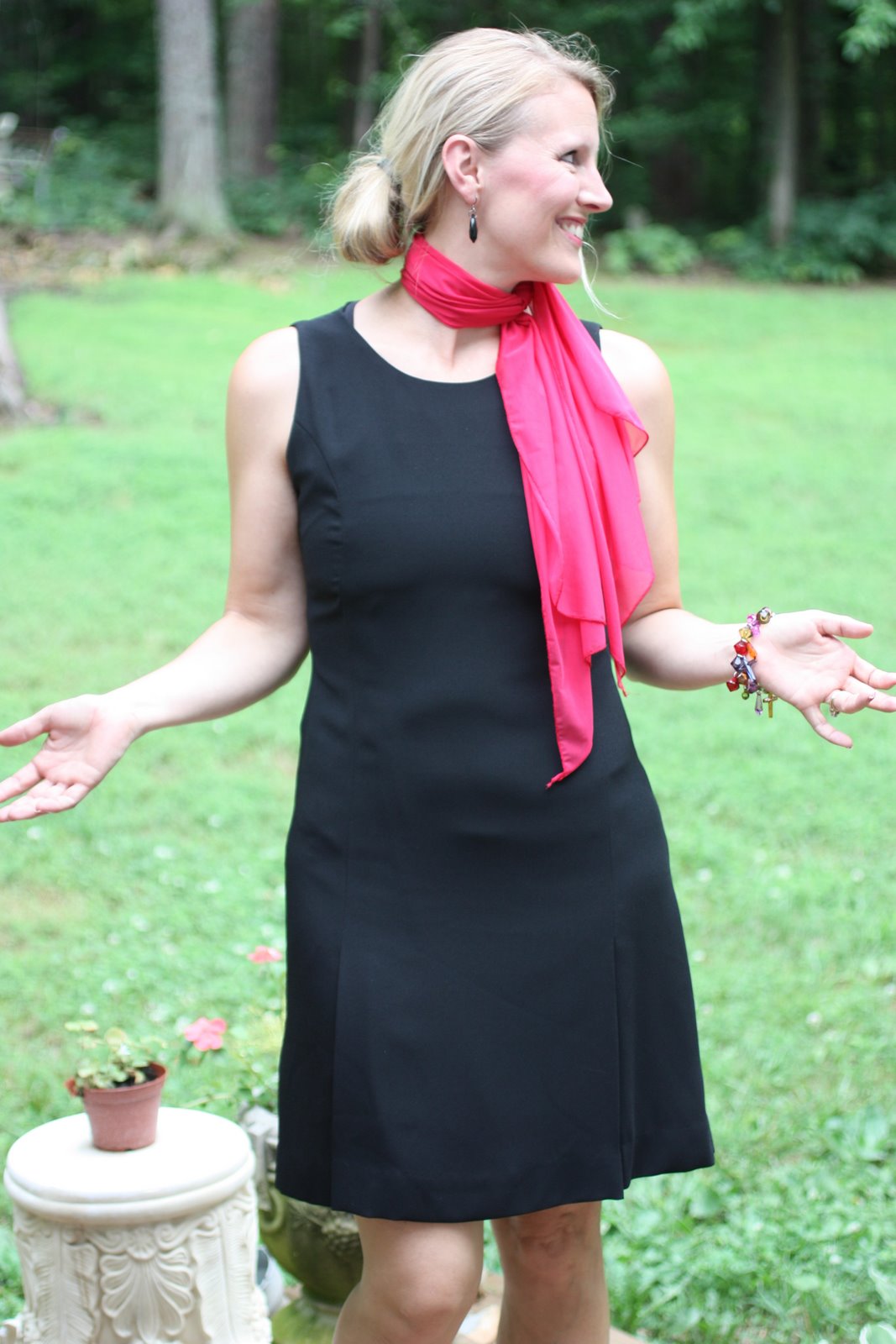 [how+to+find+the+perfect+black+dress.JPG]