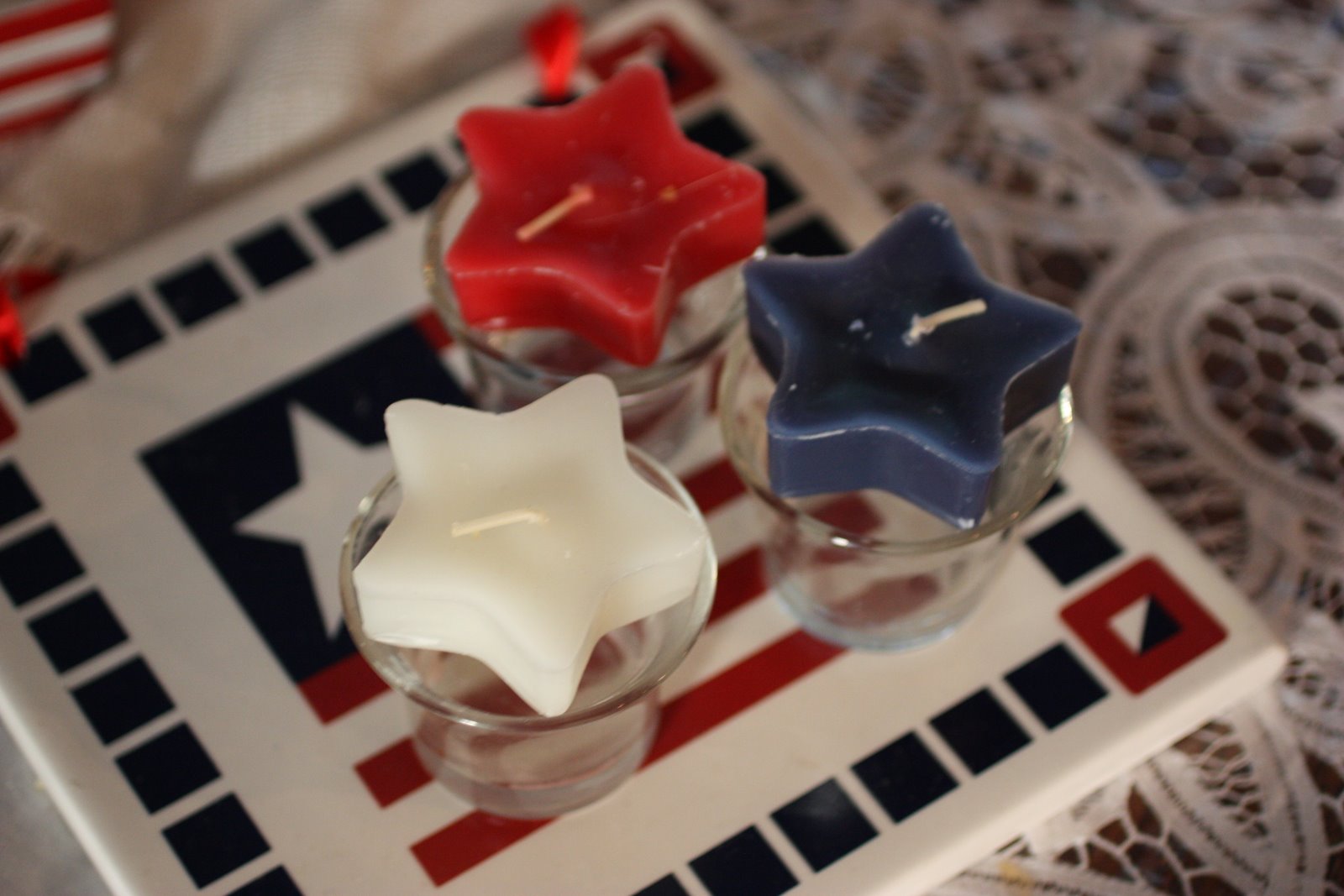 [july+4+candles.JPG]