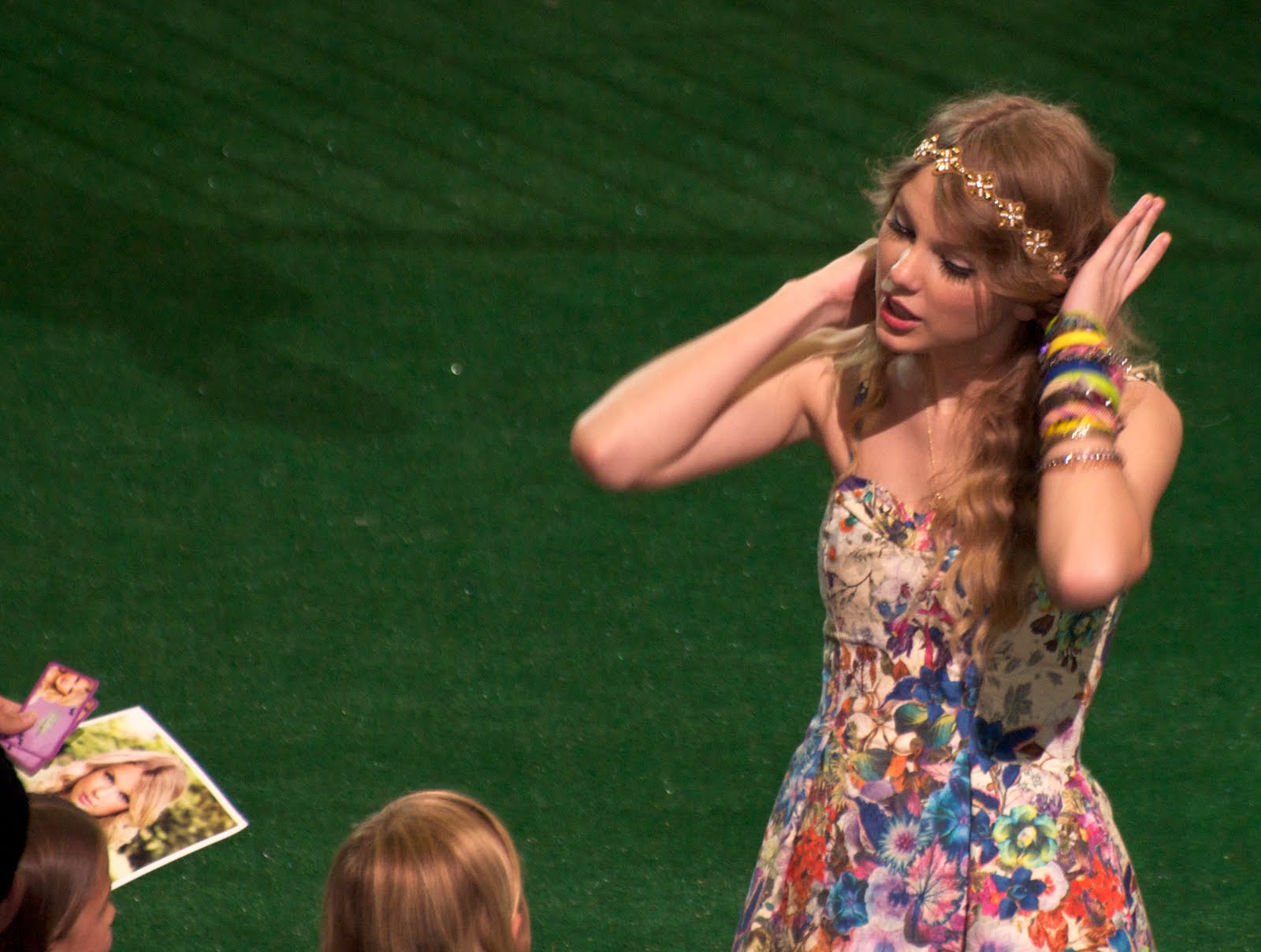 Hour 12 of Taylor Swift Super Meet and Greet