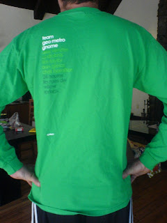 http://3.bp.blogspot.com/_E9auiJtCl2A/S4rGrOVq1MI/AAAAAAAAALg/aLxDU9rzyZo/s320/Gnome+Team+shirt.jpg