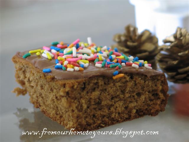 [GingerbreadCake+045+(Small).jpg]