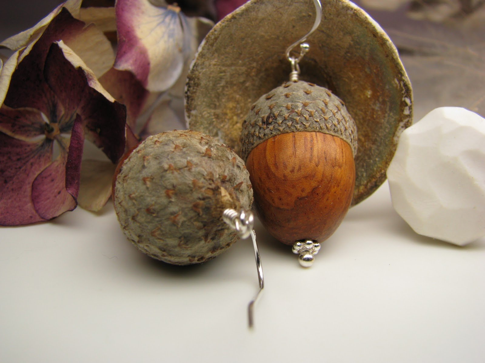 QUERBEADS- Atelier: Eicheln mal anders!!!!!