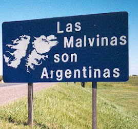 Homenaje a los caidos en Malvinas