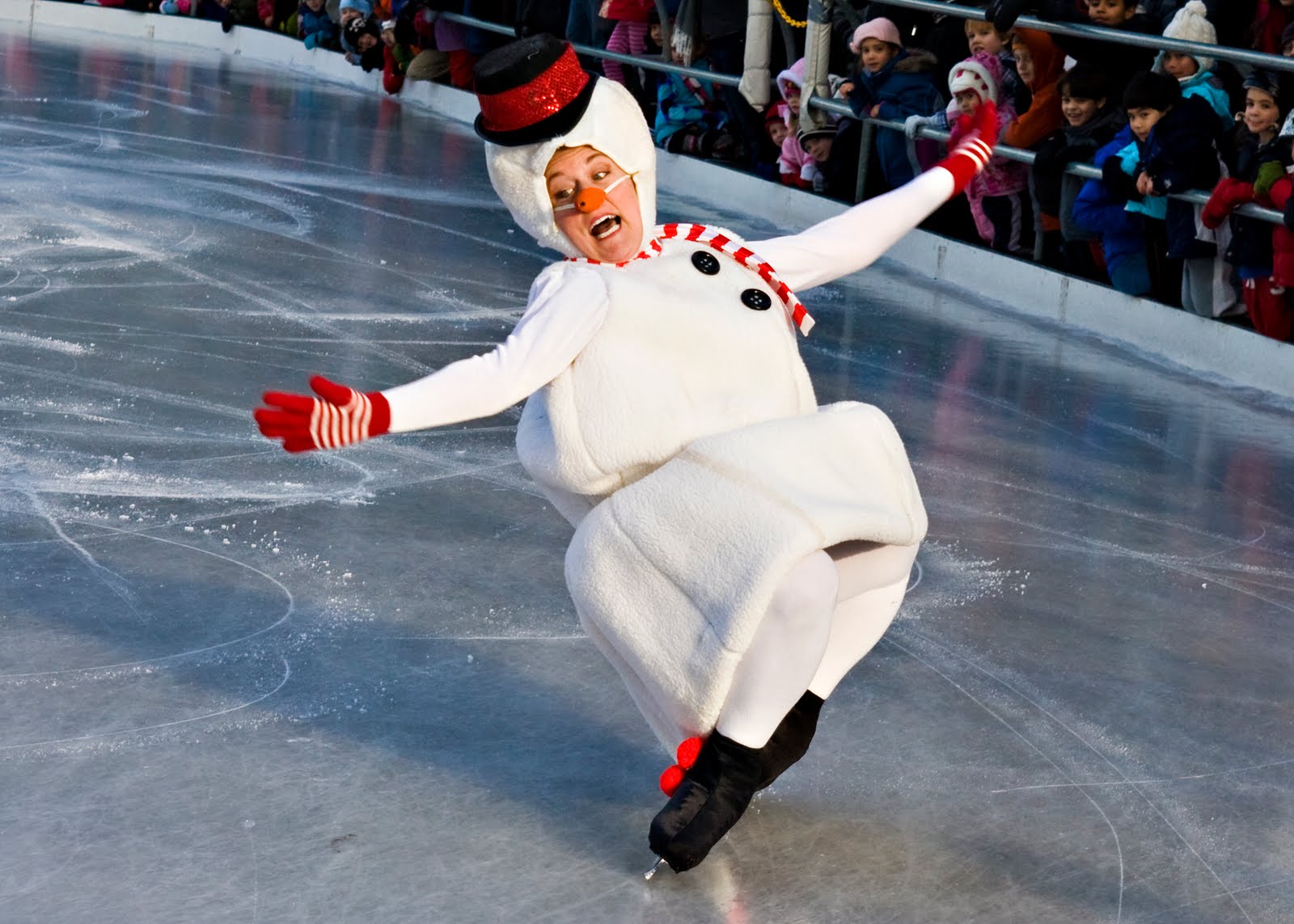 Kendall Square Community Ice Skating January 2011