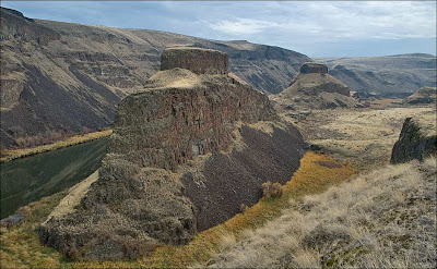 Palouse River Canyon Buttes, shaped by the Ice Age Floods.