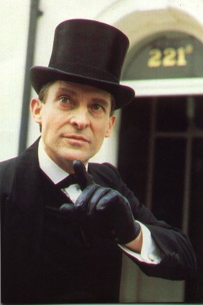 [SHinFrontOf221B.jpg]