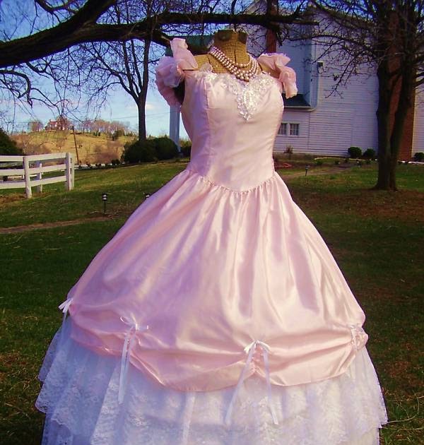 A Pink Heaven: Southern Belle Dress