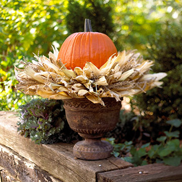Party Resources: Fall Outdoor Decor