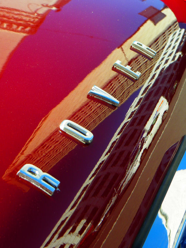 California Streets: San Francisco Street Sighting - 1969 Rover TC 2000