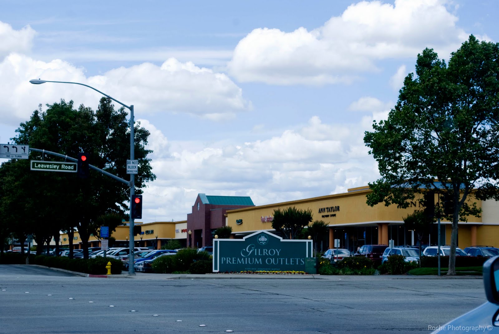 Illustration of Passion: Gilroy Premium Outlet