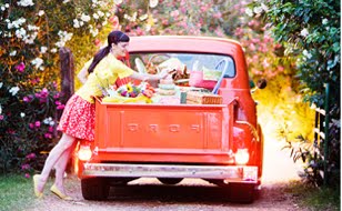 [Heather+and+the+car.jpg]