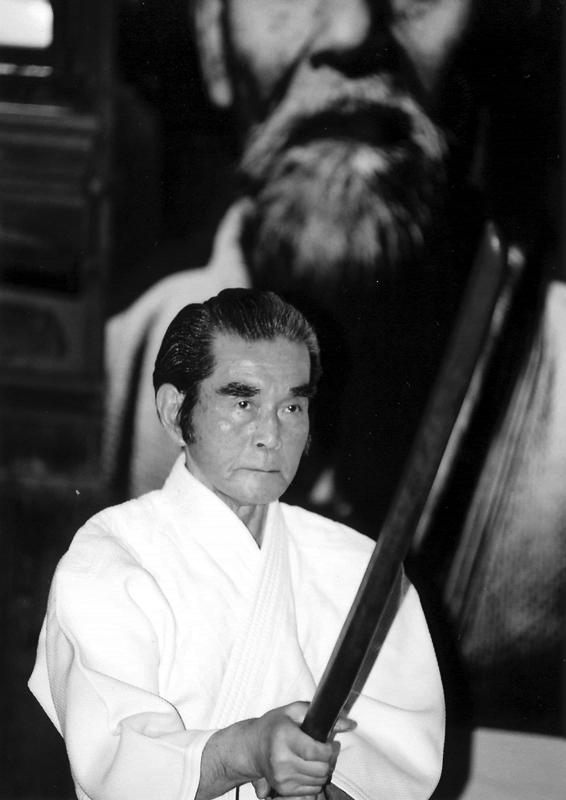 Sunadomari Aikime: カン秀砂泊 Kanshu Sunadomari: l'Aikido del sud
