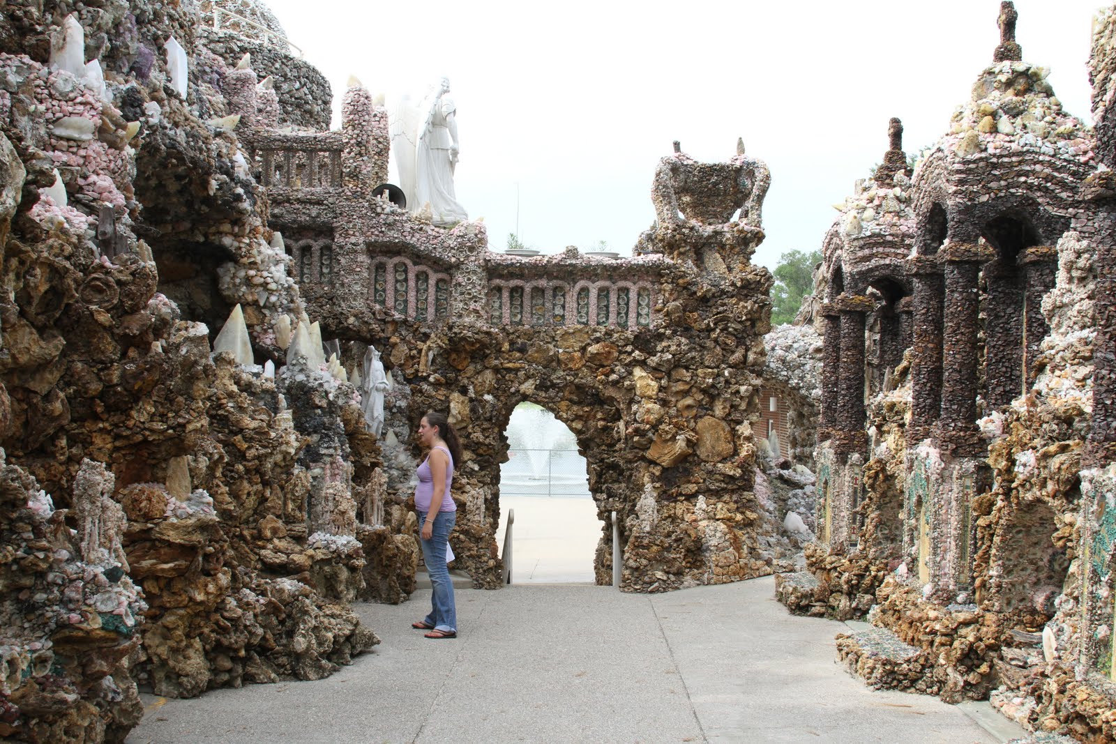 AMERICAN BEAR Days 12 and 13 The Grotto at West Bend, IA, and