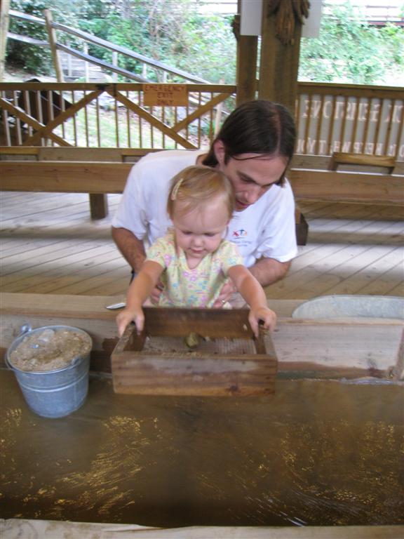 [mountain+trip+june+2008+057+(Large).jpg]