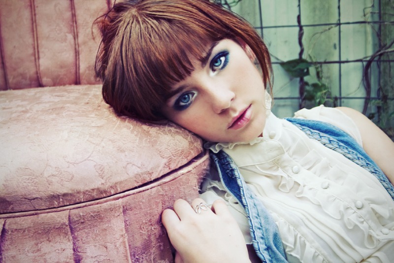 http://3.bp.blogspot.com/_EavneYRLf7A/SwcfkE7l0UI/AAAAAAAAAFQ/fAbT-M1fvlE/s1600/nirrimi-+oh+nine+4.jpg