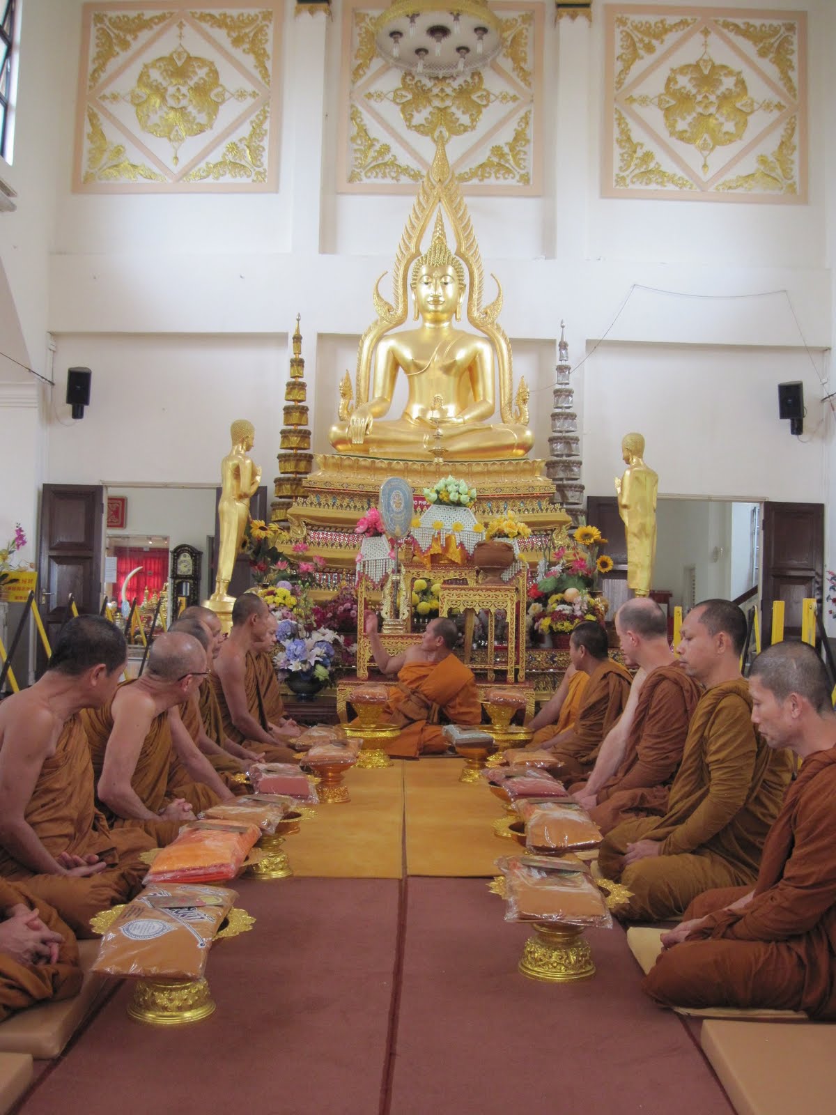 Buddhism Connection 7 Nov 2010 Kathina Day