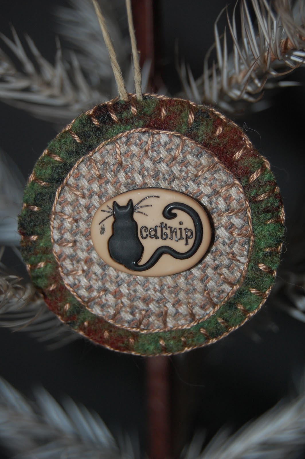 Cat Haven Craft House: FREE PENNY RUG PATTERN!!!