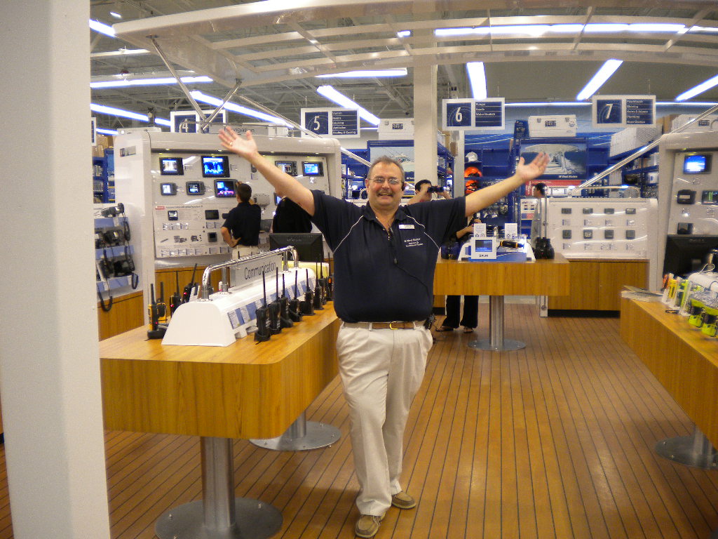 The Marine Installer's Rant Sarasota gets a new West Marine "Flag Ship