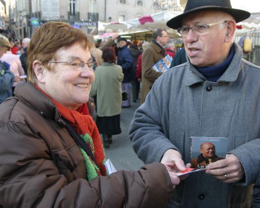 [IMG_2887+monique1.jpg]