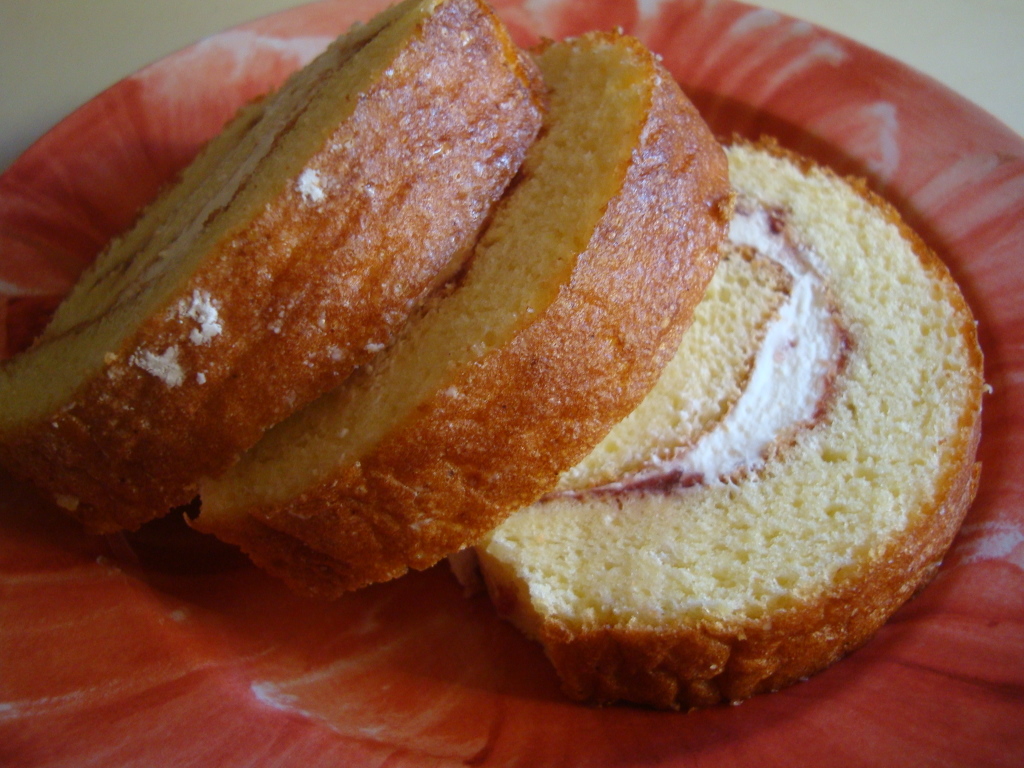bread Baking Experiment Cream and raspberry jam cake roll