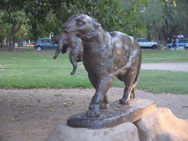 MONUMENTO A LA LEONA