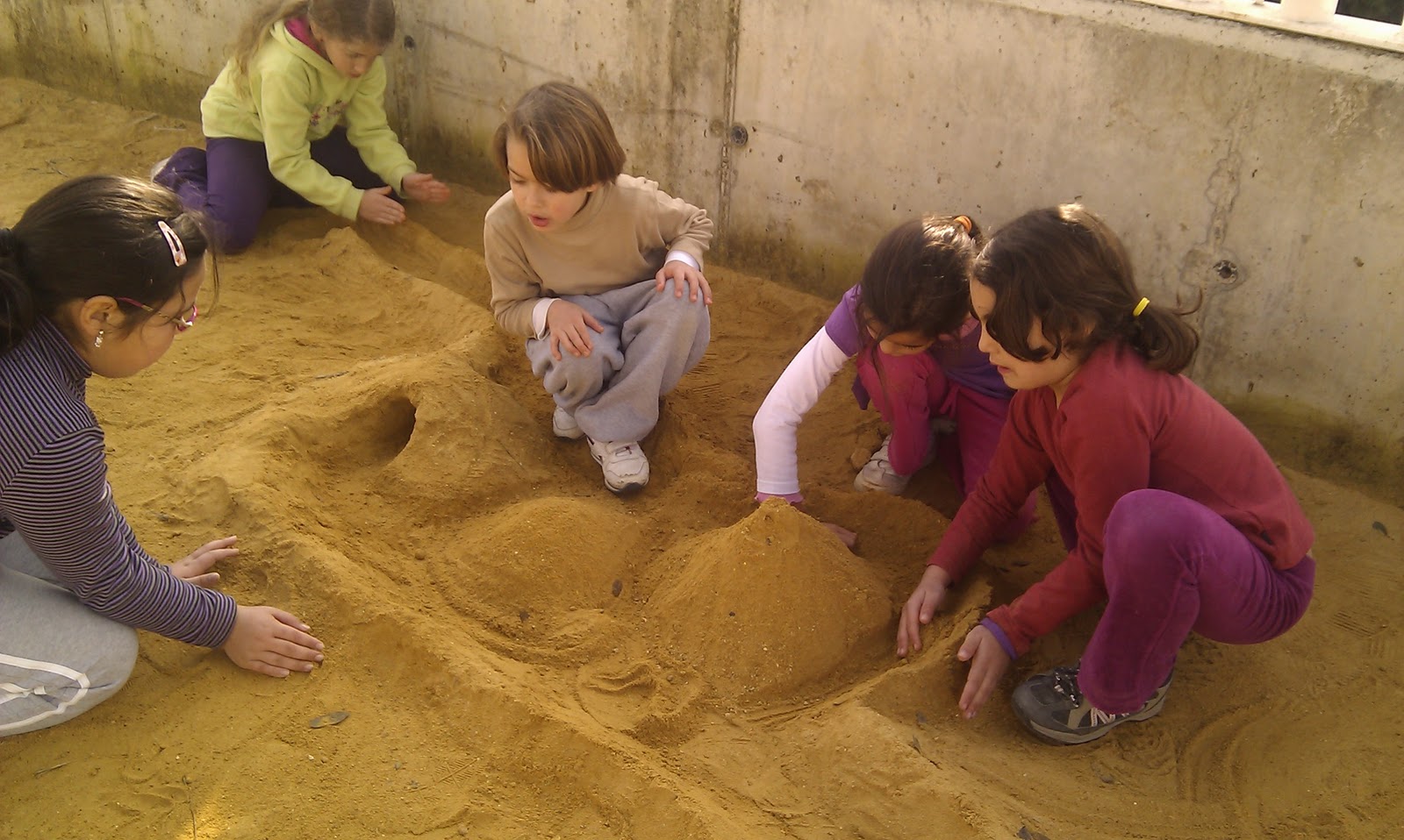 El blog de 2º A JUGANDO CON LA ARENA