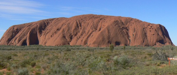 [uluru2.jpg]