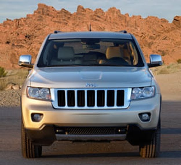 [2011-Jeep-Grand-Cherokee-004.jpg]